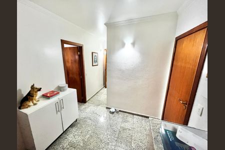 Apartamento à venda com 151m², 4 quartos e 2 vagasCopa