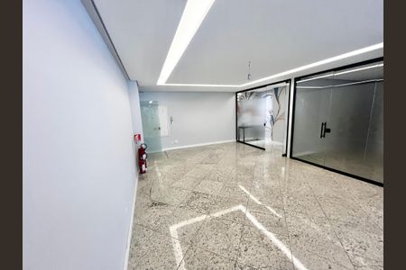 Apartamento à venda com 151m², 4 quartos e 2 vagasCopa