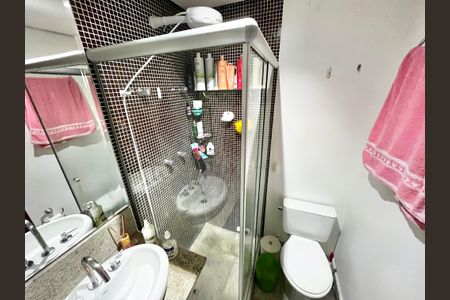 Apartamento à venda com 151m², 4 quartos e 2 vagasBanheiro