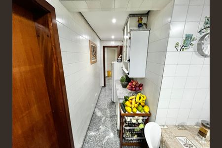 Apartamento à venda com 151m², 4 quartos e 2 vagasCozinha