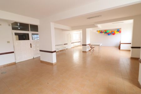 Apartamento para alugar com 92m², 3 quartos e sem vagaÁrea comum - Salão de festas