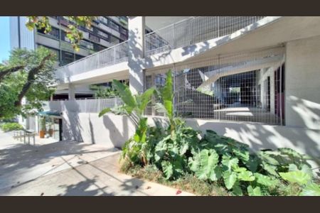 Apartamento à venda com 66m², 2 quartos e 1 vagaFoto 01