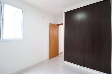 Quarto 2 - Suíte de apartamento para alugar com 2 quartos, 45m² em Novo Mundo, Uberlândia