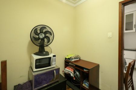 Casa à venda com 700m², 20 quartos e 8 vagas Casa à venda com 700m², 20 quartos e 8 vagasQuarto de Serviço