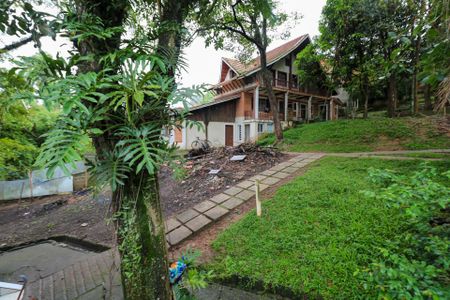 Casa à venda com 700m², 20 quartos e 8 vagas Casa à venda com 700m², 20 quartos e 8 vagasÁrea Externa