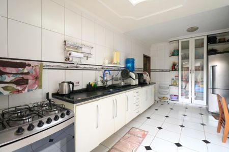 Casa à venda com 700m², 20 quartos e 8 vagas Casa à venda com 700m², 20 quartos e 8 vagasCozinha