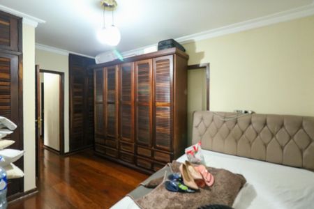 Casa à venda com 700m², 20 quartos e 8 vagas Casa à venda com 700m², 20 quartos e 8 vagasSuíte 2