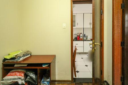 Casa à venda com 700m², 20 quartos e 8 vagas Casa à venda com 700m², 20 quartos e 8 vagasQuarto de Serviço