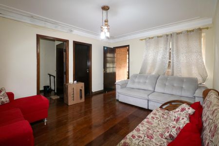 Casa à venda com 700m², 20 quartos e 8 vagas Casa à venda com 700m², 20 quartos e 8 vagasSala 1