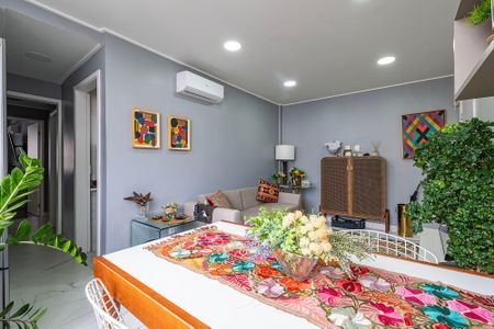 Sala/Cozinha de apartamento para alugar com 4 quartos, 102m² em Cerqueira César, São Paulo