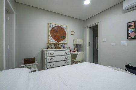 Suíte de apartamento para alugar com 4 quartos, 102m² em Cerqueira César, São Paulo