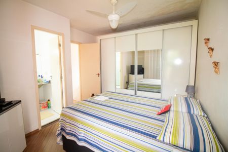 Casa de condomínio à venda com 153m², 3 quartos e 2 vagasQuarto 3 - Suíte