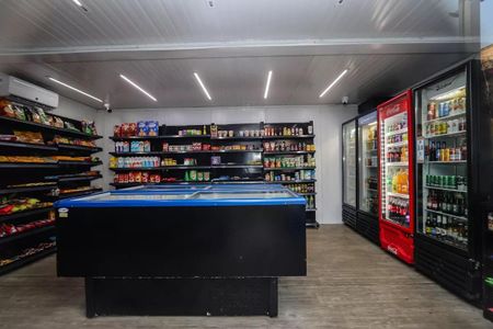 Casa de condomínio à venda com 153m², 3 quartos e 2 vagasÁrea comum - Minimercado