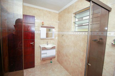 Casa à venda com 106m², 3 quartos e 2 vagas Casa à venda com 106m², 3 quartos e 2 vagasBanheiro 2