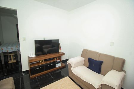 Casa à venda com 106m², 3 quartos e 2 vagas Casa à venda com 106m², 3 quartos e 2 vagasSala