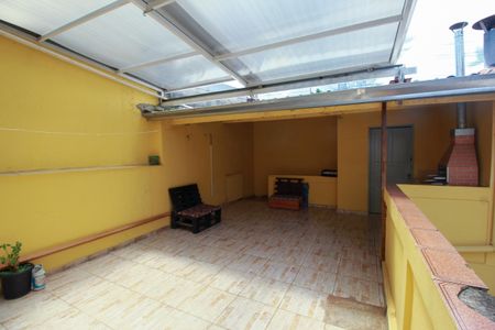 Casa à venda com 106m², 3 quartos e 2 vagas Casa à venda com 106m², 3 quartos e 2 vagasEspaço Gourmet