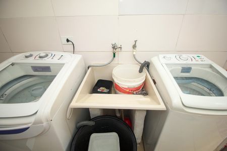 Casa à venda com 106m², 3 quartos e 2 vagas Casa à venda com 106m², 3 quartos e 2 vagasÁrea de Serviço