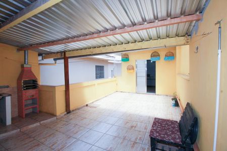 Casa à venda com 106m², 3 quartos e 2 vagas Casa à venda com 106m², 3 quartos e 2 vagasEspaço Gourmet