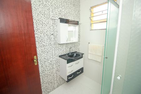 Casa à venda com 106m², 3 quartos e 2 vagas Casa à venda com 106m², 3 quartos e 2 vagasBanheiro 1