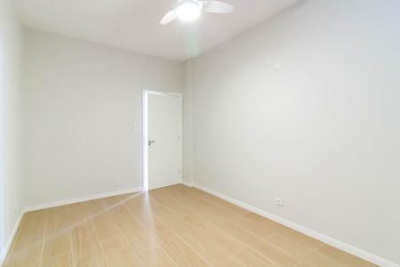 Apartamento à venda com 92m², 2 quartos e sem vagaQuarto 2