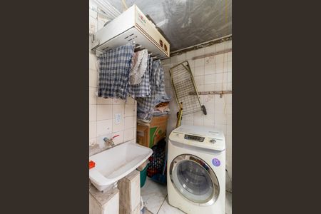 Apartamento à venda com 58m², 3 quartos e 1 vagaÁrea de Serviço