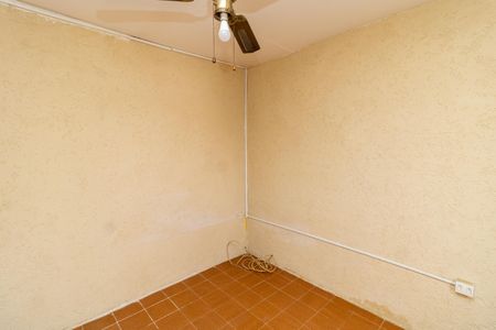 Apartamento à venda com 58m², 3 quartos e 1 vagaQuarto 2