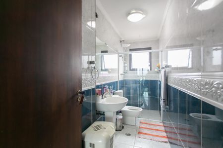 Apartamento à venda com 125m², 3 quartos e 3 vagasBanheiro 2 