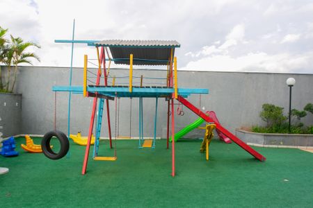 Apartamento à venda com 125m², 3 quartos e 3 vagasÁrea comum - Playground