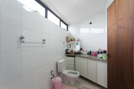 Apartamento à venda com 125m², 3 quartos e 3 vagasBanheiro da Suíte