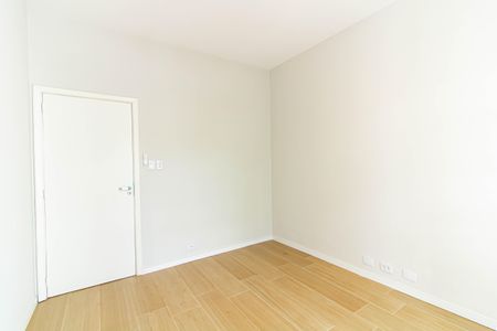 Apartamento à venda com 116m², 3 quartos e sem vaga Apartamento à venda com 116m², 3 quartos e sem vagaQuarto 1