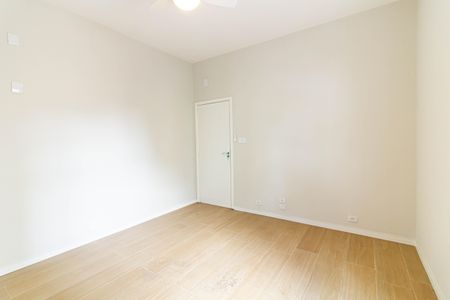 Apartamento à venda com 116m², 3 quartos e sem vaga Apartamento à venda com 116m², 3 quartos e sem vagaQuarto 2