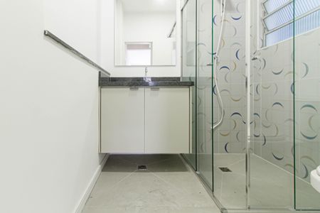 Apartamento à venda com 116m², 3 quartos e sem vaga Apartamento à venda com 116m², 3 quartos e sem vagaBanheiro