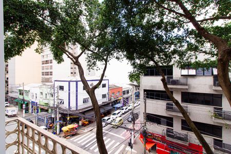 Apartamento à venda com 116m², 3 quartos e sem vaga Apartamento à venda com 116m², 3 quartos e sem vagaVaranda