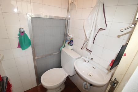 Apartamento à venda com 64m², 2 quartos e 1 vagaÁrea de Serviço - Banheiro