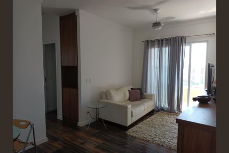 Apartamento à venda com 70m², 2 quartos e 2 vagasSala
