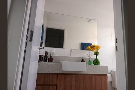 Apartamento à venda com 70m², 2 quartos e 2 vagasBanheiro