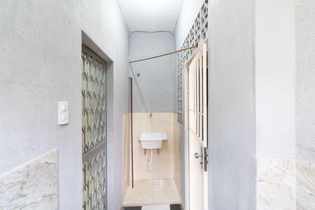 Casa para alugar com 40m², 2 quartos e sem vagaÁrea externa