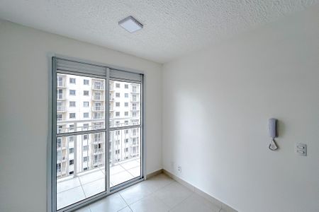 Sala de apartamento para alugar com 1 quarto, 27m² em Guaiauna, São Paulo