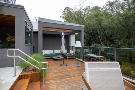 Apartamento à venda com 330m², 4 quartos e 4 vagas Apartamento à venda com 330m², 4 quartos e 4 vagasÁrea comum