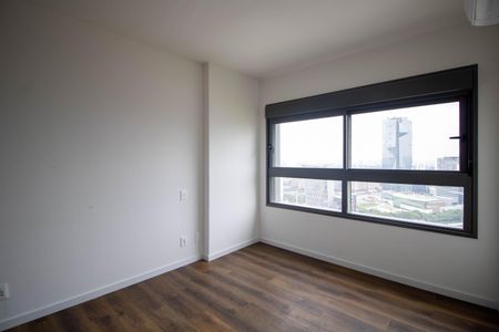 Apartamento à venda com 330m², 4 quartos e 4 vagas Apartamento à venda com 330m², 4 quartos e 4 vagasSuíte 4
