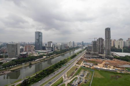 Apartamento à venda com 330m², 4 quartos e 4 vagas Apartamento à venda com 330m², 4 quartos e 4 vagasVista Suíte 3