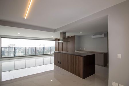 Apartamento à venda com 330m², 4 quartos e 4 vagas Apartamento à venda com 330m², 4 quartos e 4 vagasÁrea gourmet