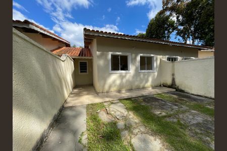 Casa de condomínio para alugar com 77m², 3 quartos e 2 vagasQuintal