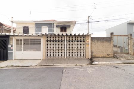 Casa para alugar com 150m², 3 quartos e 2 vagasFachada
