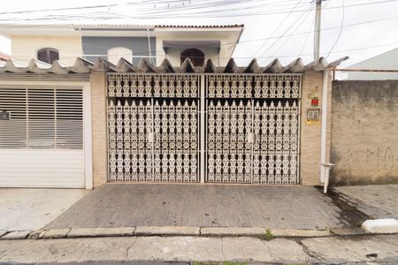 Fachada de casa para alugar com 3 quartos, 150m² em Jardim Primavera, São Paulo