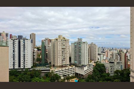 Apartamento para alugar com 90m², 3 quartos e 2 vagas