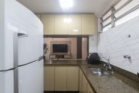 Apartamento à venda com 50m², 2 quartos e sem vaga Apartamento à venda com 50m², 2 quartos e sem vagaCozinha e Área de Serviço