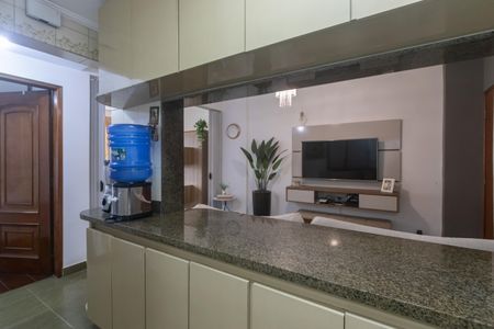 Apartamento à venda com 50m², 2 quartos e sem vaga Apartamento à venda com 50m², 2 quartos e sem vagaCozinha e Área de Serviço