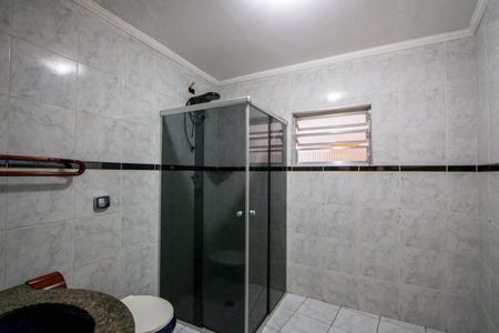Casa à venda com 350m², 5 quartos e 2 vagas Casa à venda com 350m², 5 quartos e 2 vagasBanheiro do quarto 1
