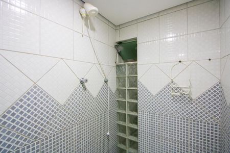 Casa à venda com 350m², 5 quartos e 2 vagas Casa à venda com 350m², 5 quartos e 2 vagasBanheiro social 1